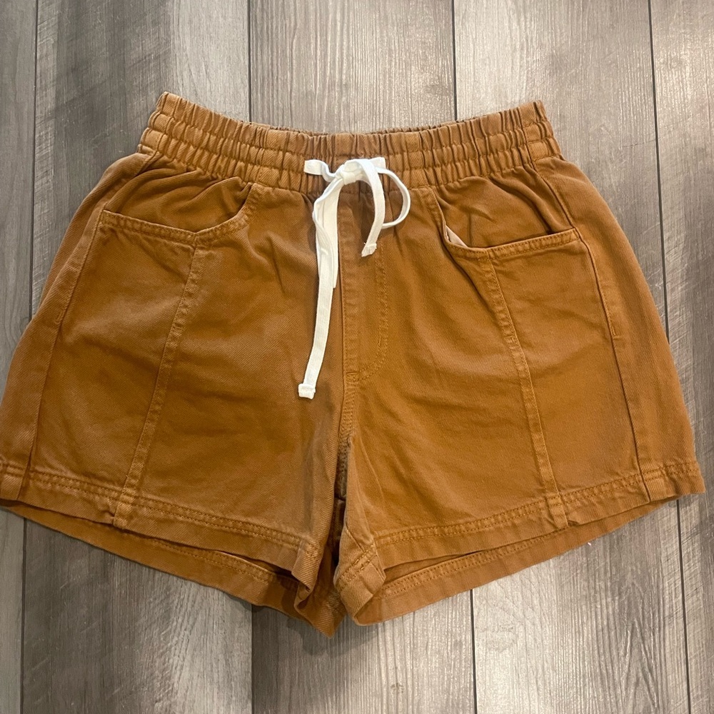 Women’s Universal Thread Brown Athletic Shorts Size S